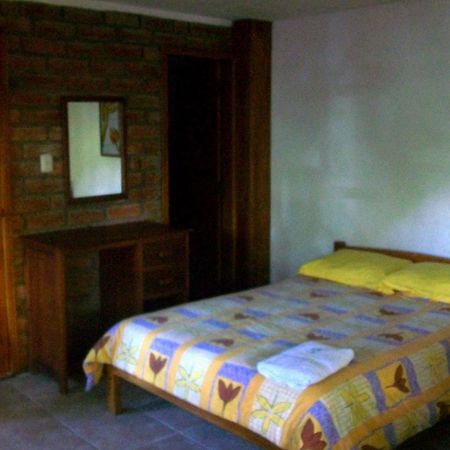Hostal Las Palmas Puyo Extérieur photo