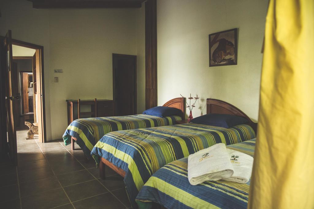 Hostal Las Palmas Puyo Extérieur photo