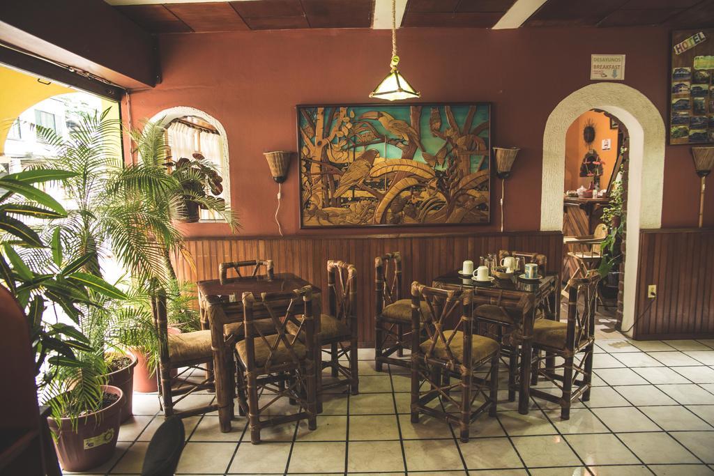 Hostal Las Palmas Puyo Extérieur photo