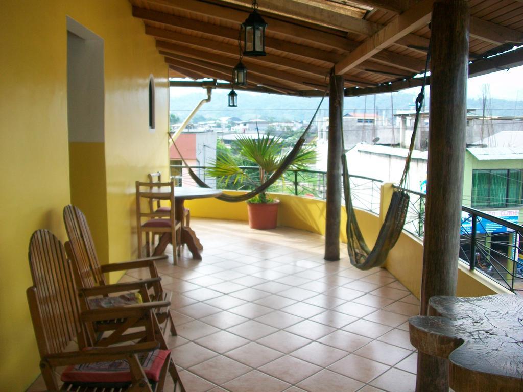 Hostal Las Palmas Puyo Extérieur photo